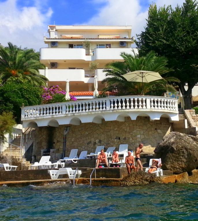 Apartments Villa Mare Mar Sutomore Exteriör bild